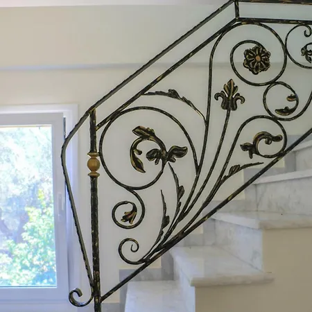 Maison Fleurs Villa